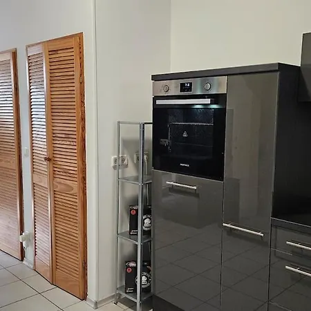 Doppelhaus, 3-4 Zimmer, 3-5 Betten, 3 Badezimmer, Kueche * Altötting